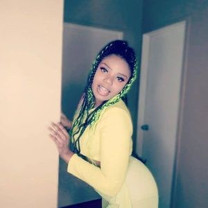 Meet your Posher, Lataya